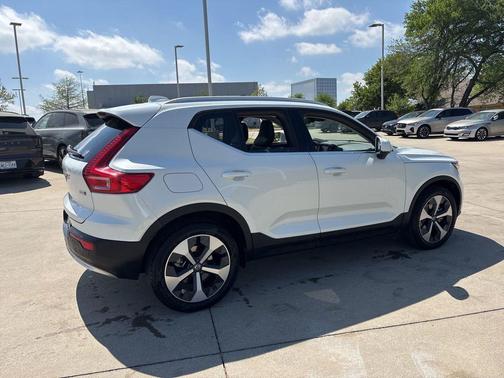 White 2025 Volvo XC40 B5 Plus Bright Theme