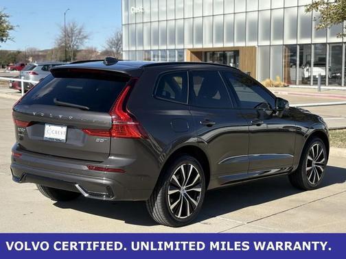 2025 Volvo XC60 B5 Plus