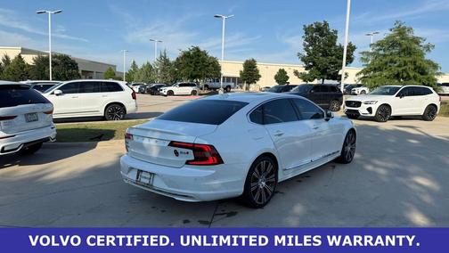 Crystal White Metallic 2023 Volvo S90 Ultimate