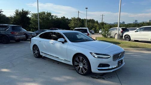 Crystal White 2023 Volvo S90 Ultimate