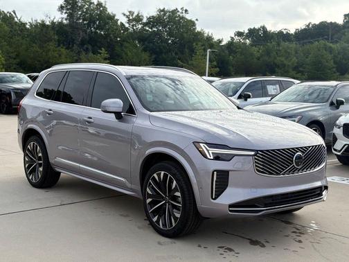Aurora Silver 2026 Volvo XC90 B6 Plus 7-Seater