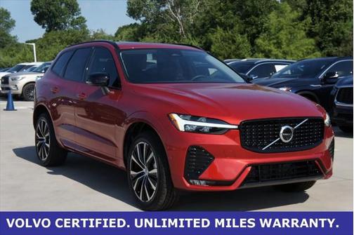 2025 Volvo XC60 B5 Plus