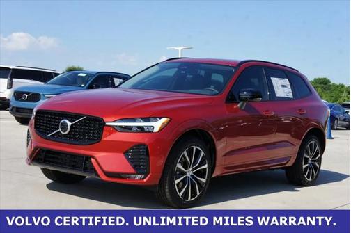 2025 Volvo XC60 B5 Plus