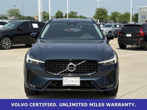 Denim Blue Metallic 2024 Volvo XC60 B5 Plus Dark Theme