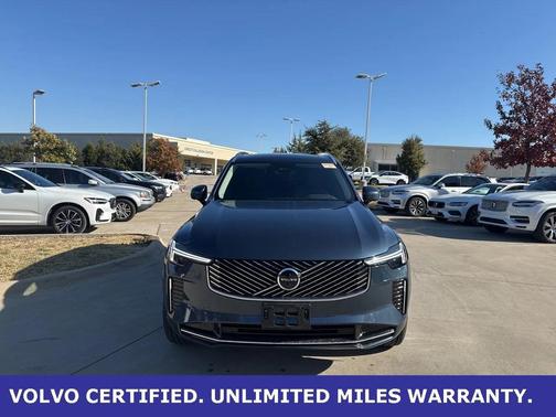 2025 Volvo XC90 B6 Plus 7-Seater