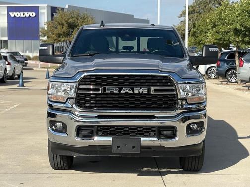 2024 RAM 2500 Big Horn Safety Group Level 2 Equipment