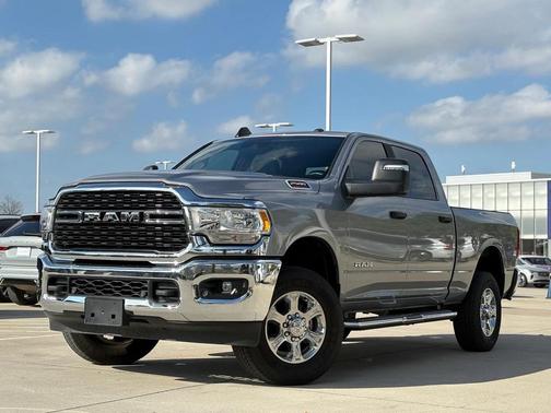 2024 RAM 2500 Big Horn Safety Group Level 2 Equipment