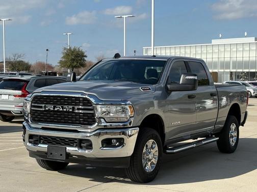 2024 RAM 2500 Big Horn Safety Group Level 2 Equipment