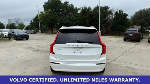 Crystal White Metallic 2024 Volvo XC90 Recharge Plug-In Hybrid Ultimate