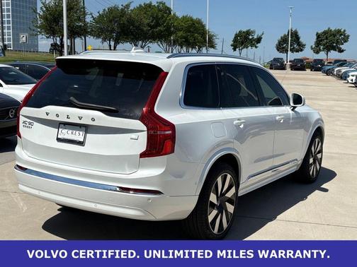 Crystal White Metallic 2024 Volvo XC90 Recharge Plug-In Hybrid Ultimate