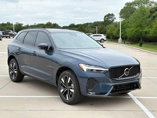 Denim Blue 2026 Volvo XC60 B5 Core