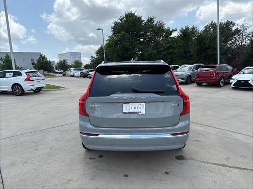 2025 Volvo XC90 B6 Plus 6-Seater