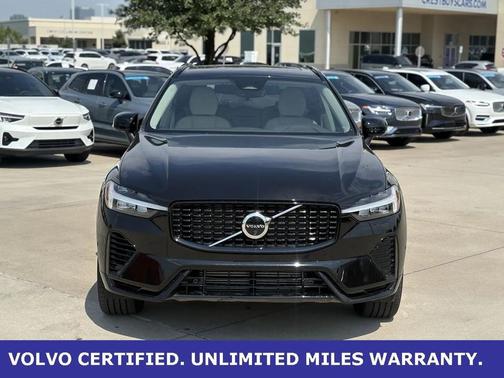 2025 Volvo XC60 Plug-In Hybrid T8 Plus