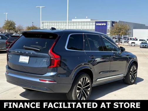 2025 Volvo XC90 B6 Plus 7-Seater