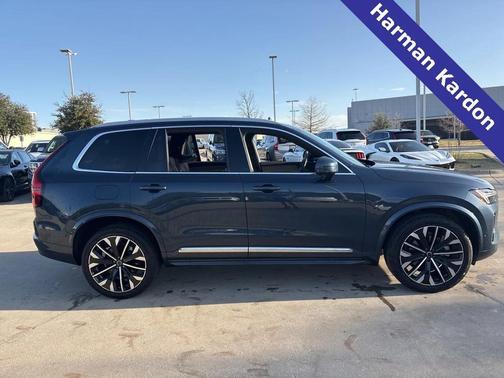 2025 Volvo XC90 B6 Plus 7-Seater