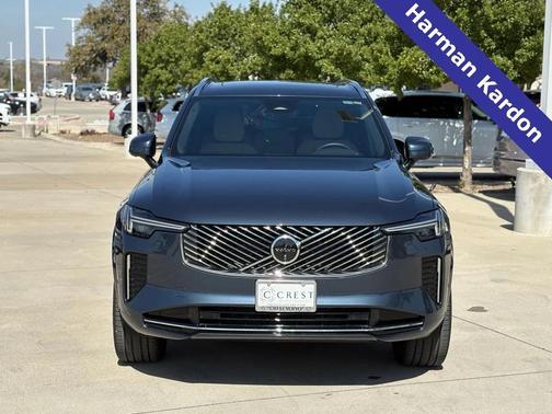2025 Volvo XC90 B6 Plus 7-Seater