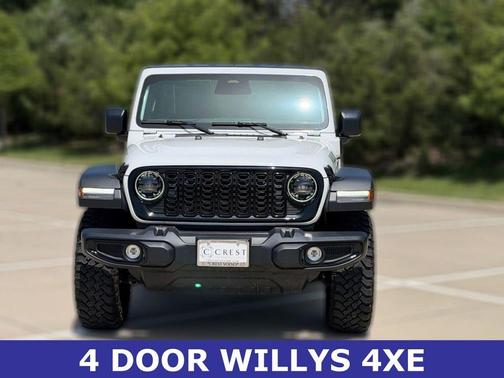 Bright White Clearcoat 2025 Jeep Wrangler Willys