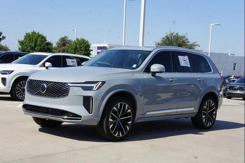 2025 Volvo XC90 Plug-In Hybrid T8 (2025.5) Plus 7-Seater