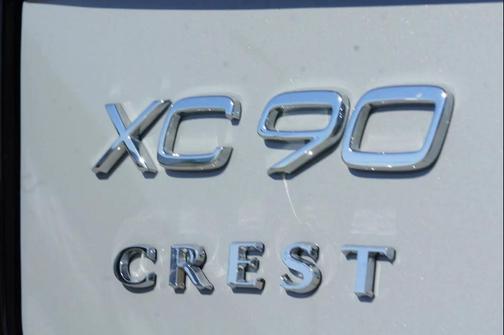 2025 Volvo XC90 Plug-In Hybrid T8 (2025.5) Plus 7-Seater