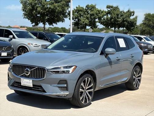 2023 Volvo XC60 B5 Ultimate Bright Theme