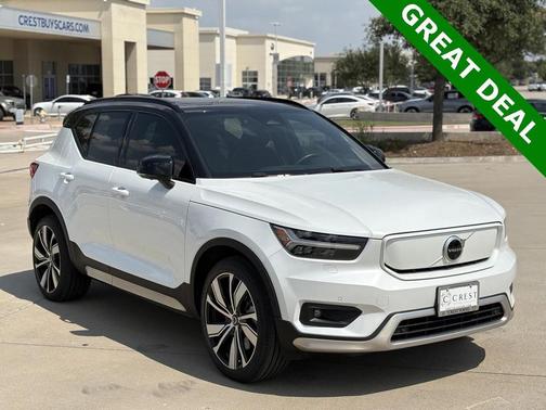 2021 Volvo XC40 Recharge Pure Electric P8