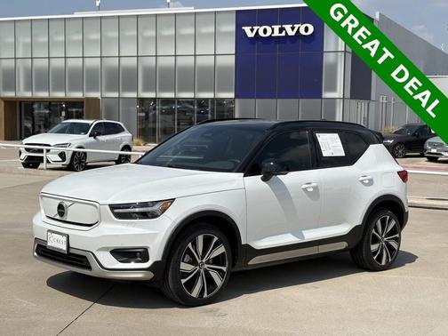 2021 Volvo XC40 Recharge Pure Electric P8