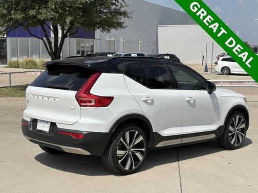 2021 Volvo XC40 Recharge Pure Electric P8