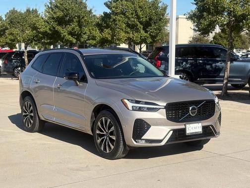 2025 Volvo XC60 B5 Plus