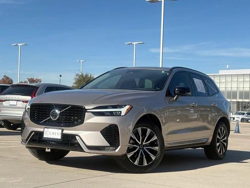 2025 Volvo XC60 B5 Plus
