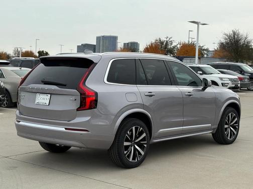 2026 Volvo XC90 B6 Core