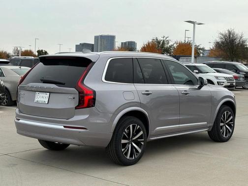 Aurora Silver 2026 Volvo XC90 B6 Core