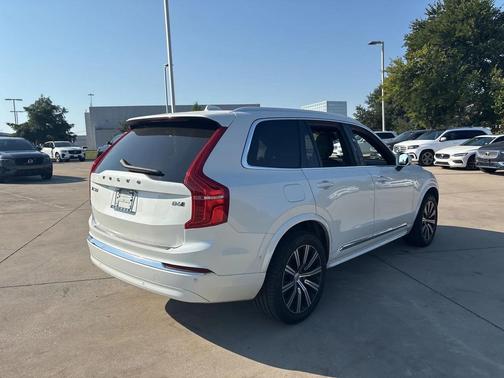 2023 Volvo XC90 B6 Plus 7-Seater