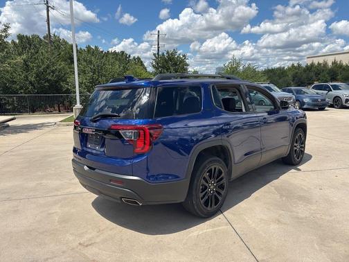 Ultra Blue Metallic 2023 GMC Acadia SLT Elevation Edition