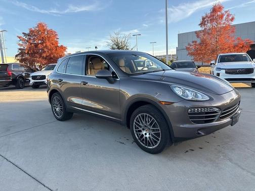 2014 Porsche Cayenne Cayenne