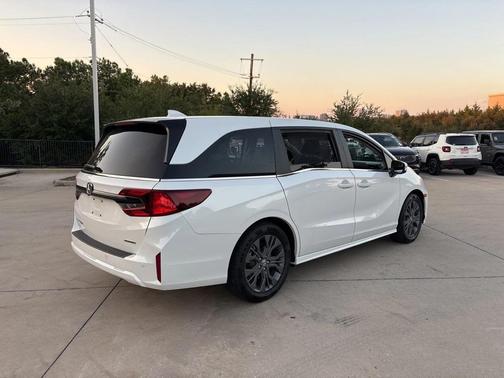 2025 Honda Odyssey Touring