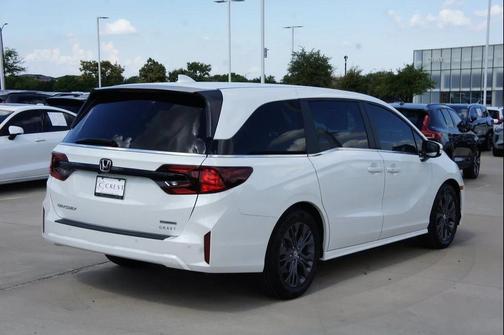 2025 Honda Odyssey Touring