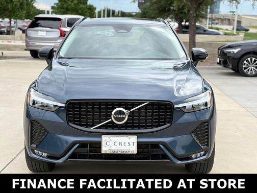 Denim Blue Metallic 2025 Volvo XC60 B5 AWD