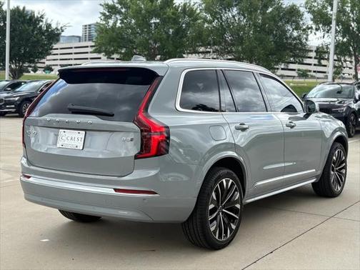 2025 Volvo XC90 B5 (2025.5) Core