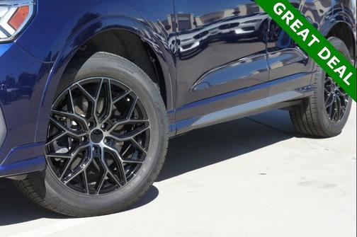 2022 Audi Q3 45 S line Premium Plus