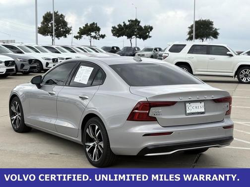 2025 Volvo S60 B5 AWD