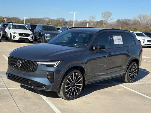 2026 Volvo XC90 B6 Ultra Dark Theme 7-Seater