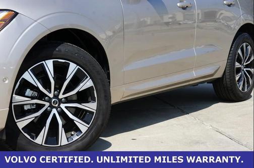 2025 Volvo XC60 B5 Plus