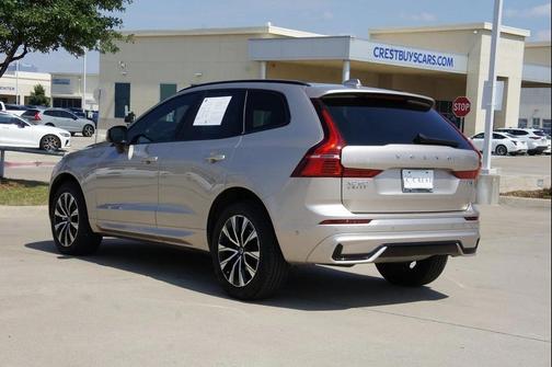 2025 Volvo XC60 B5 Plus