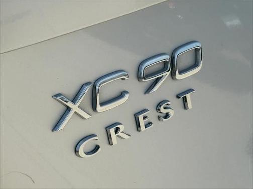 2022 Volvo XC90 T6 Inscription