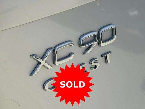 2022 Volvo XC90 T6 Inscription