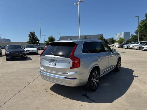 2022 Volvo XC90 T6 Inscription