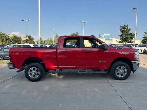 2024 RAM 2500 Big Horn Safety Group 4WD Level 2 Equipment