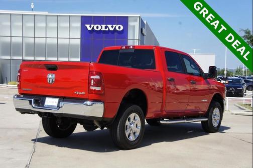 2024 RAM 2500 Big Horn Safety Group 4WD Level 2 Equipment
