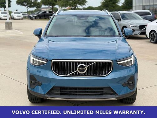 Fjord Blue Metallic 2025 Volvo XC40 B5 Plus Bright Theme