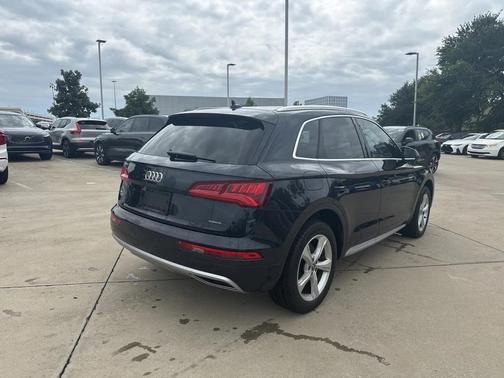 2020 Audi Q5 45 Premium Plus